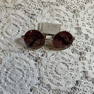 Chic Round Sunglasses - Brown with gold trim
